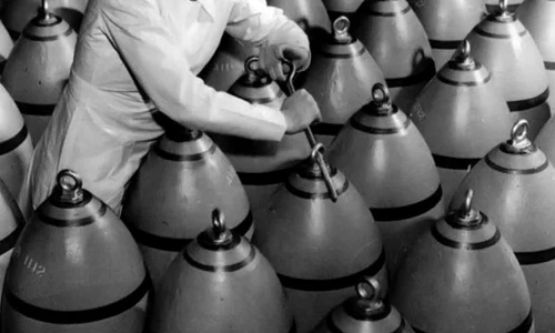 FOTO Drumul spre emancipare: Marele Război a scos femeile din bucătărie jpeg