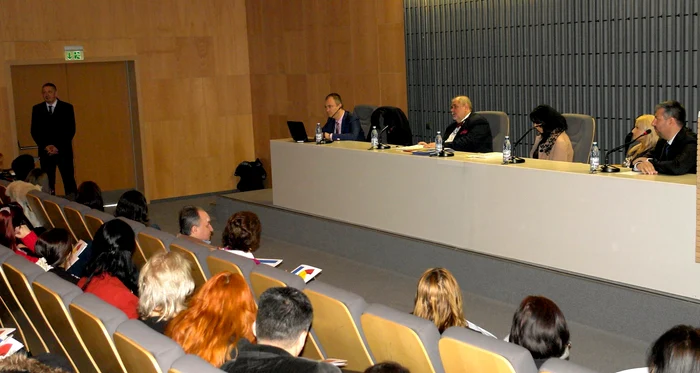 Au fost aduse în discuţie subiecte importante despre sexualitate