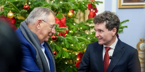 Nicuşor Dan s a întâlnit cu Sir George Iacobescu FOTO FB Nicusor Dan jpg