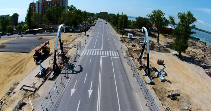Pasarela Val Retro din Mamaia. FOTO Claboo Media