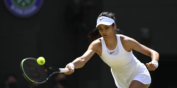Emma Răducanu - Wimbledon - 3 iul 2021 / FOTO EPA - EFE