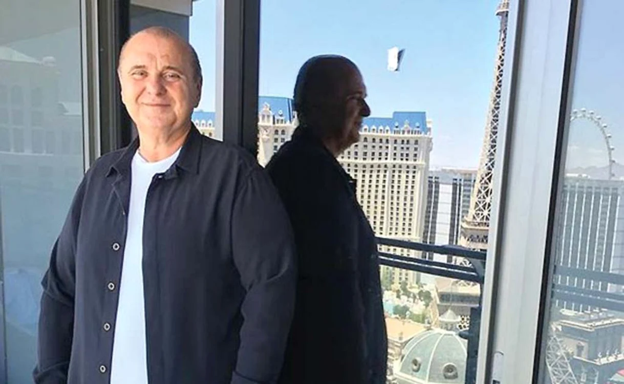 
    Milionarul e plecat în America de aproape 40 de aniFoto: arhivă personală  