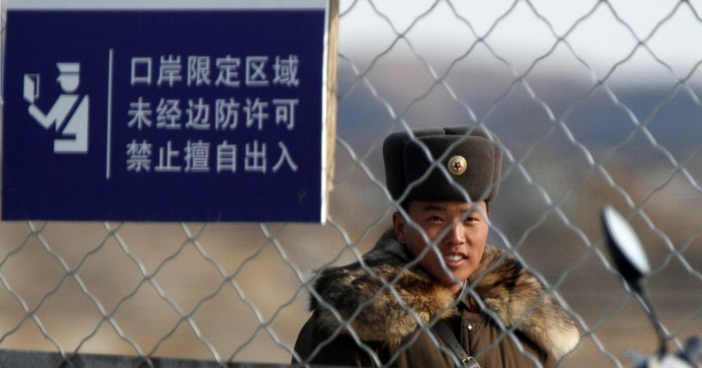 China nu mai lasă pe oricine să plece din țară: experții tech și bogații, sub control strict