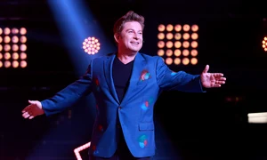 Pavel Bartoș, amfitrionul de la Vocea României jpg