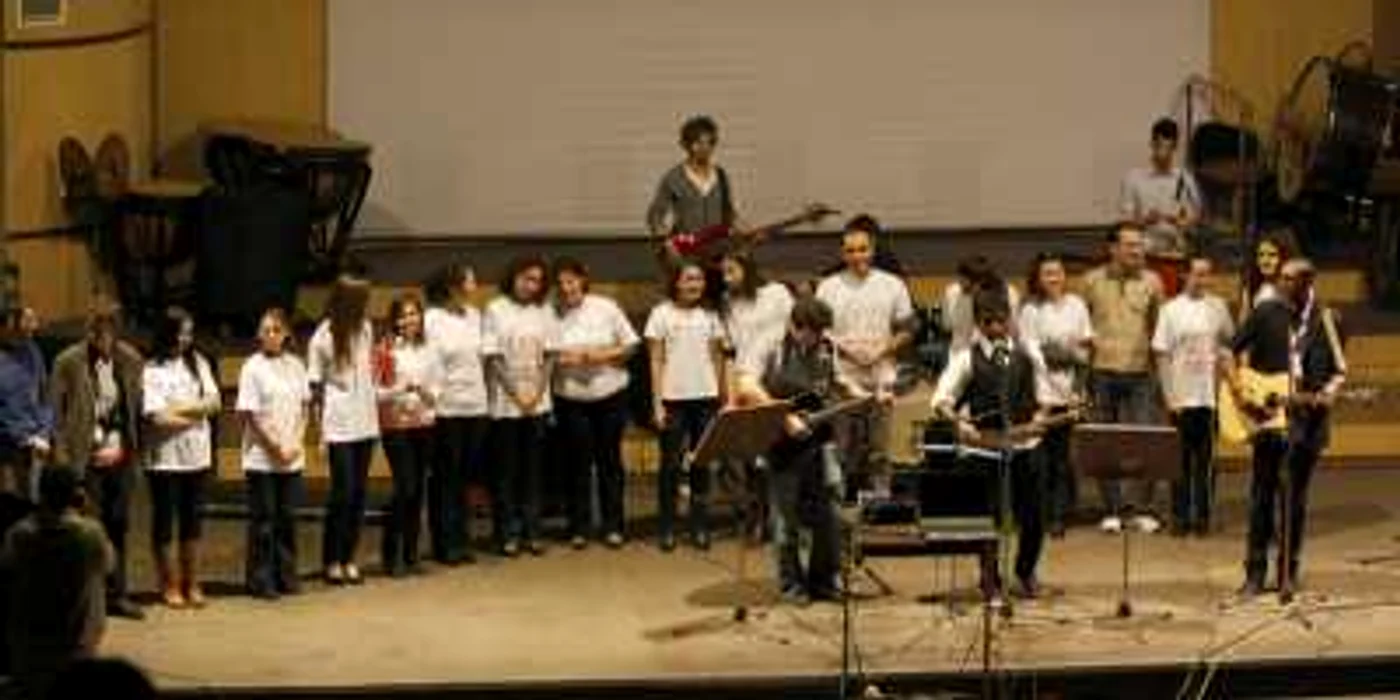 "We are the wolrd, we are the children" a răsunat aseară pe scena de la Capitol
