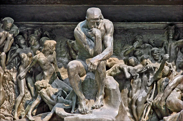 Statuia emblematică a Gânditorului. Muzeul Rodin - Paris. Sursa: Wikipedia.