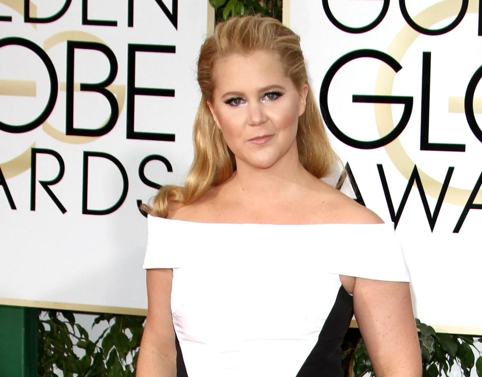 
    Amy Schumer speră să se vindece cât mai repede  