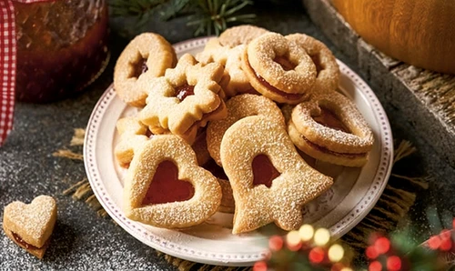 biscuiti linzer cu gem jpg