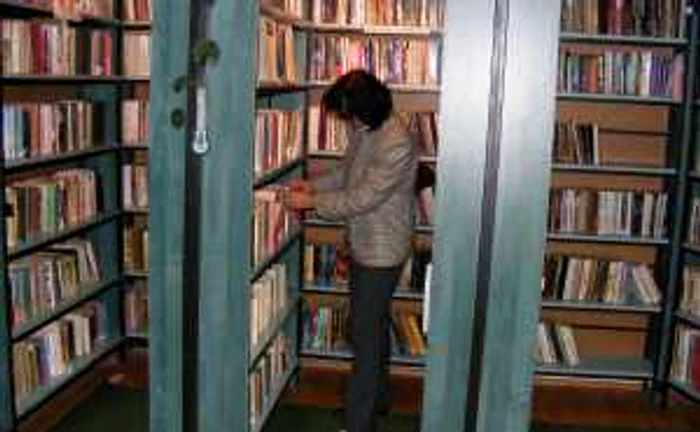 Arhivă: Biblioteca Judeţeană "Lucian Blaga"