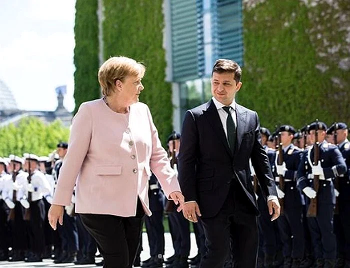 1 angela merkel a tremurat 2 jpg jpeg
