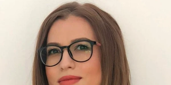 Avocata Giulia Crișan  jpg