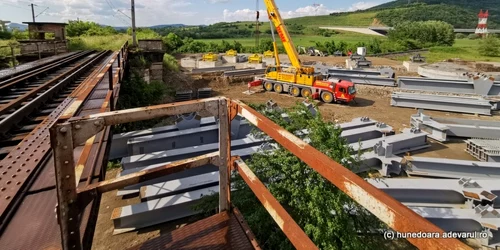 podul feroviar peste mures foto daniel guta adevarul