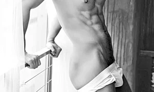 Mădălina Ghenea a făcut  reclamă la lenjerie intimă  pe vremea când era  doar manechin (FOTO: LASCANA WENN COM) jpeg