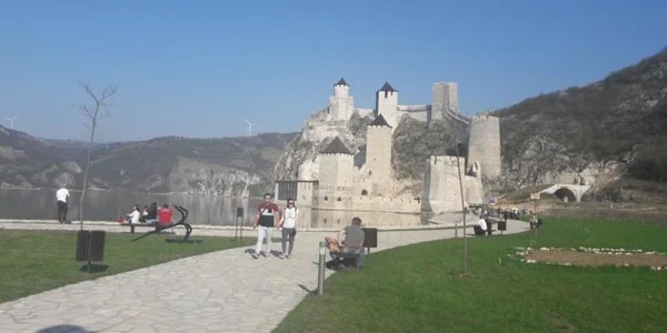 Cetatea Golubac FOTO Both
