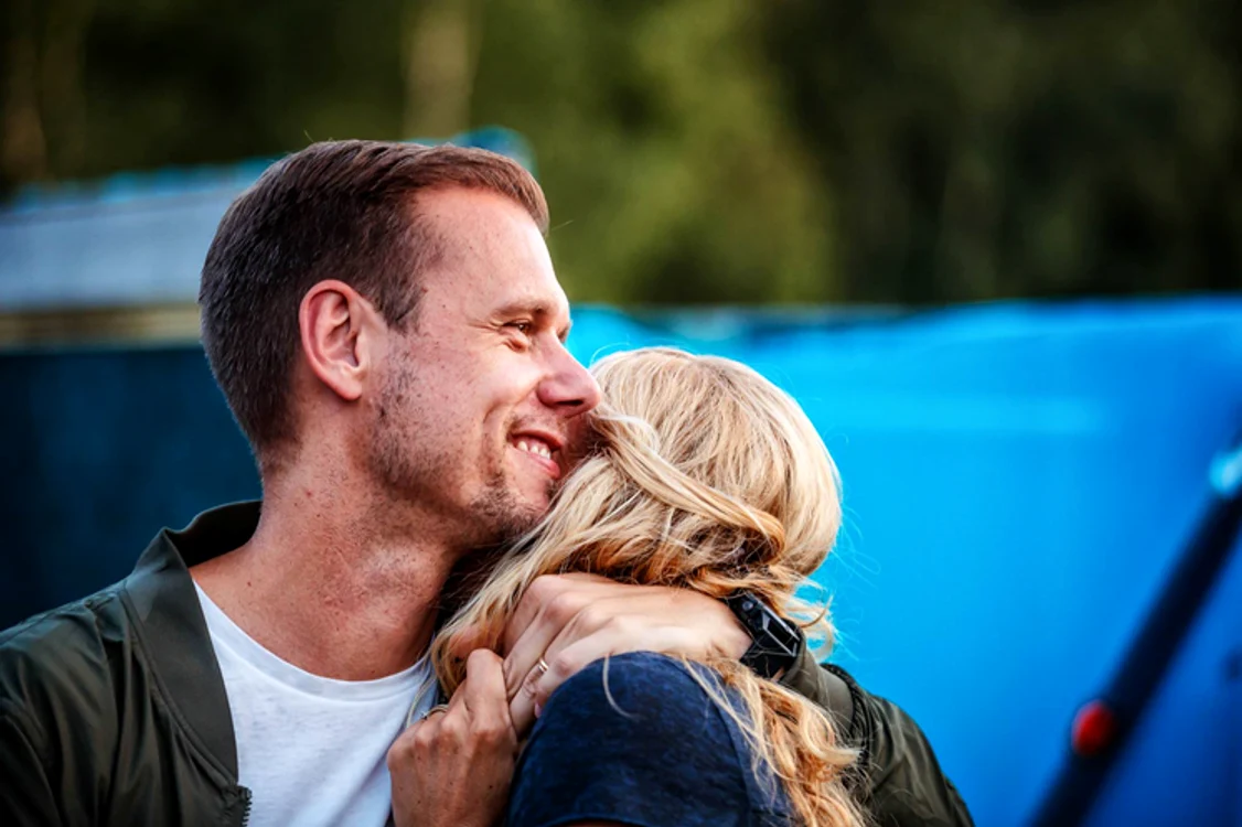 Armin van Buuren și Erika Van Thiel formează un cuplu frumos