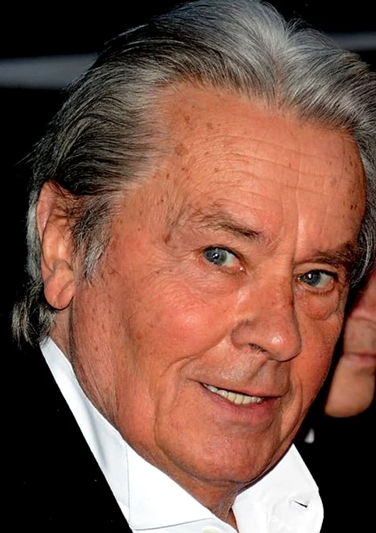 Alain Delon are probleme grave de sănătateFoto: Facebook