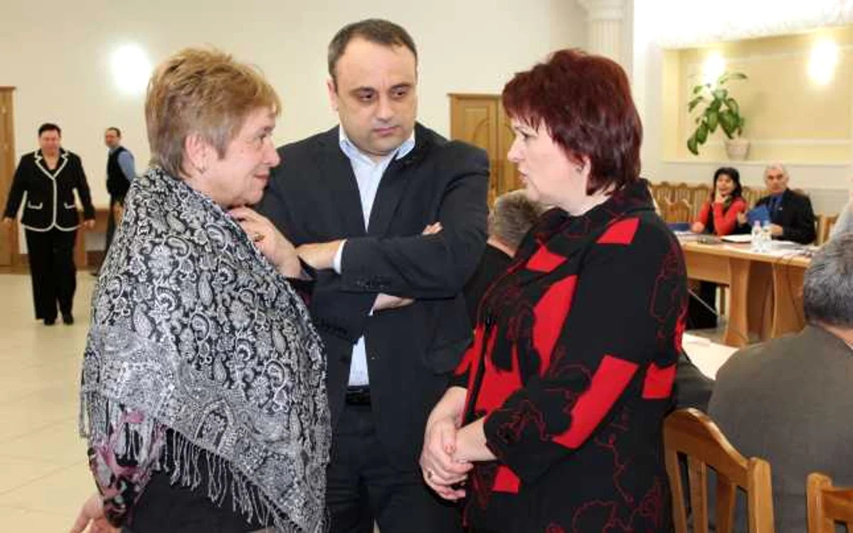 La ultima şedinţă a Congresului Autorităţilor Locale, primarii au decis să iasă în stradă FOTO Adevărul