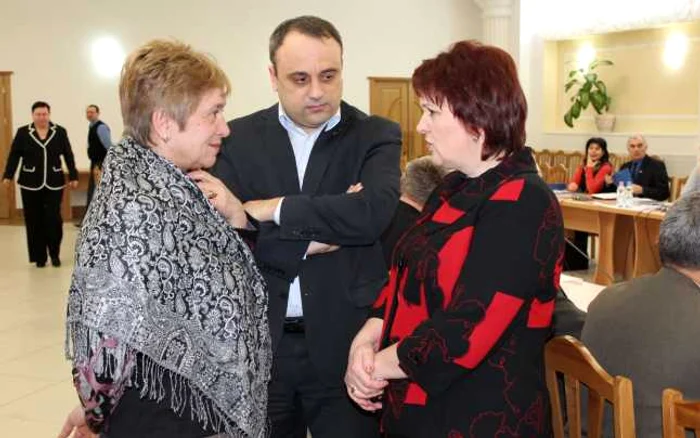 La ultima şedinţă a Congresului Autorităţilor Locale, primarii au decis să iasă în stradă FOTO Adevărul