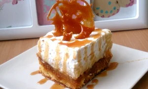 prajitura cu mango caramelizat crema de vanilie si frisca jpeg