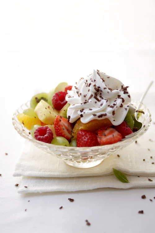 
    Salată Hawaii  