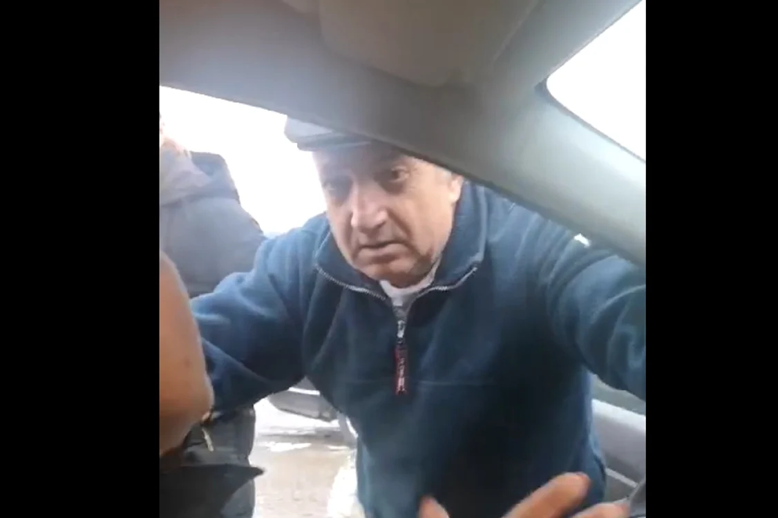 Bărbatul care le-a agresat pe femeile coomisar ANPC