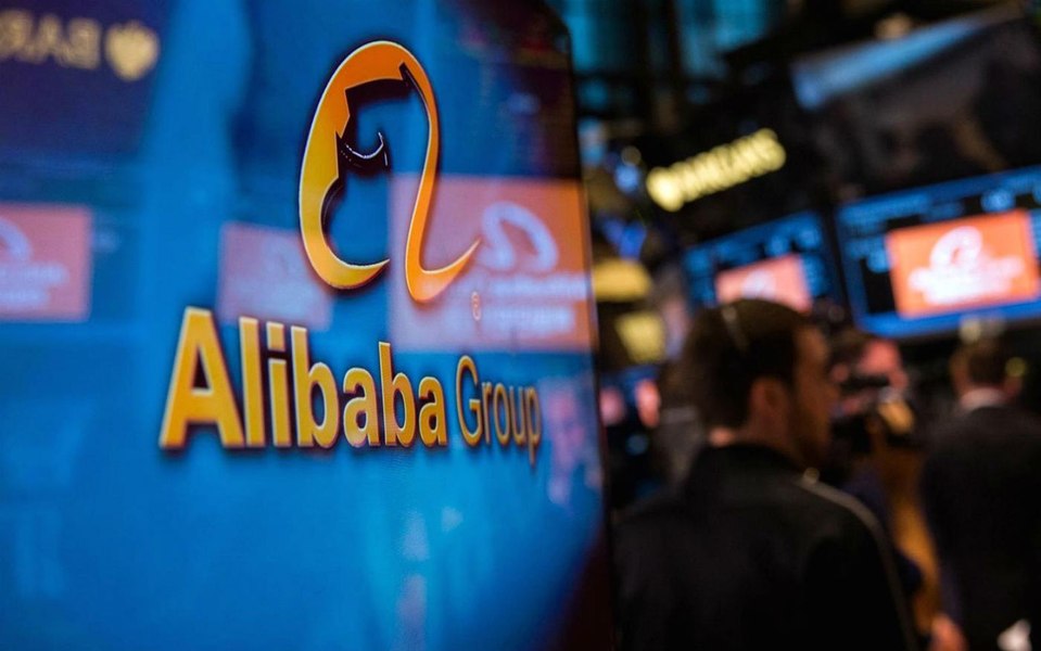 Alibaba a lansat un model AI despre care spune că depășește DeepSeek, noua companie vedetă în Silicon Valley