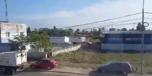 5b9b7effdf52022f756e32f1 jpg