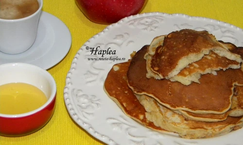 pancakes pufoase cu mere poza 6 jpeg