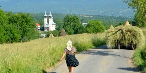 Intrarea în Breb. FOTO