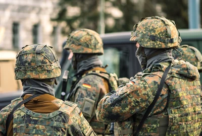 soldati germani în uniformă de camuflaj FOTO shutterstock jpg