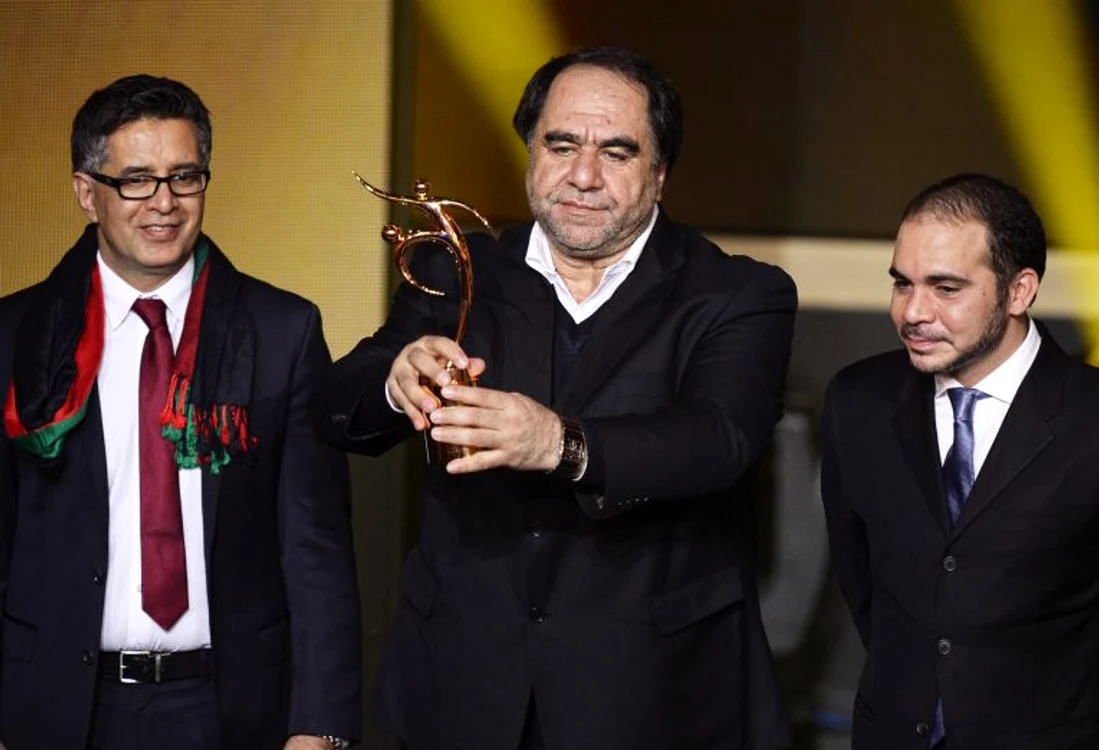 
    Președintele Federației Afgane de Fotbal a fost premiat in trecut de FIFAFOTO: EPA  