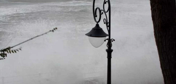 Două zile cu ploi şi furtuni FOTO Adevărul