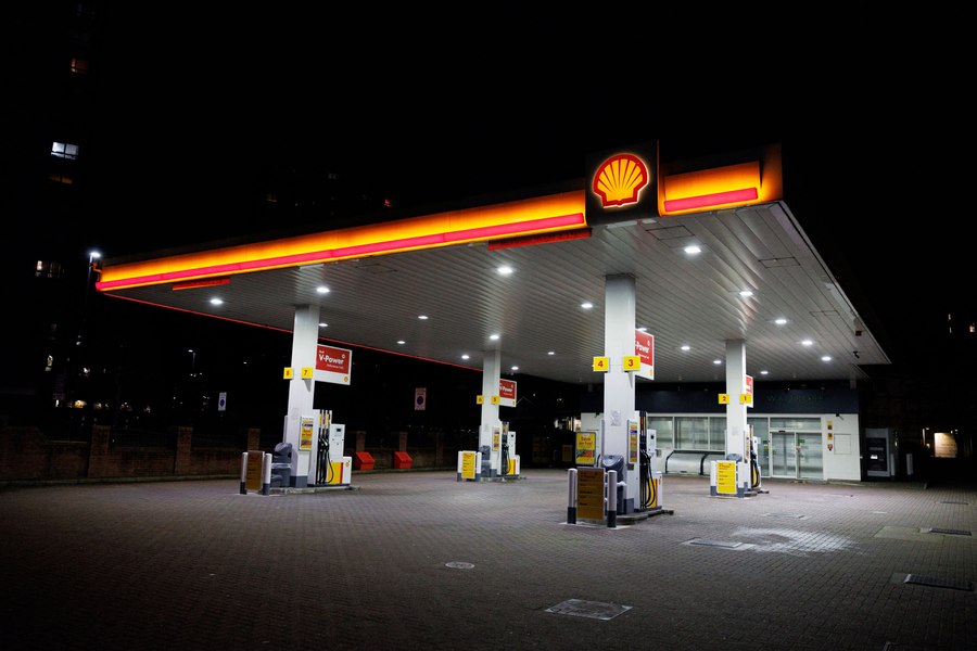 Europa ar putea rămâne fără combustibil până în aprilie, pe fondul tensiunilor cu Iranul, avertizează șeful Shell