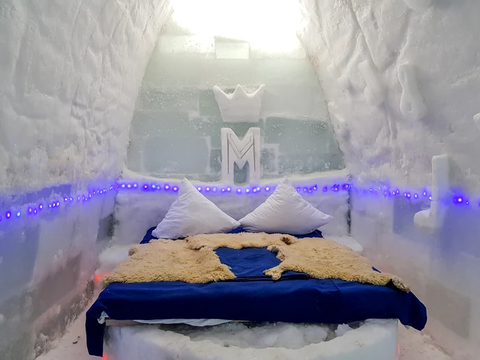 Așa arată o cameră a hotelului de gheață de la Bâlea / foto: romaniatourstore.com