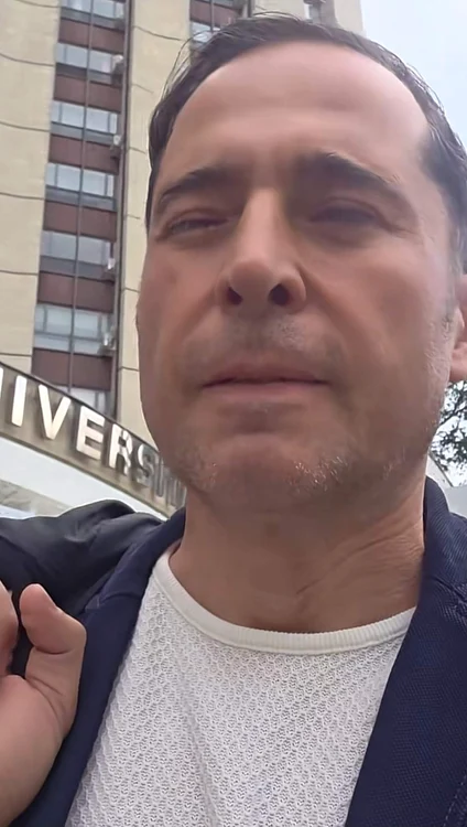 Fotografia publicată de Dinu Maxer. 