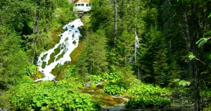 Cascada celor șapte izvoare