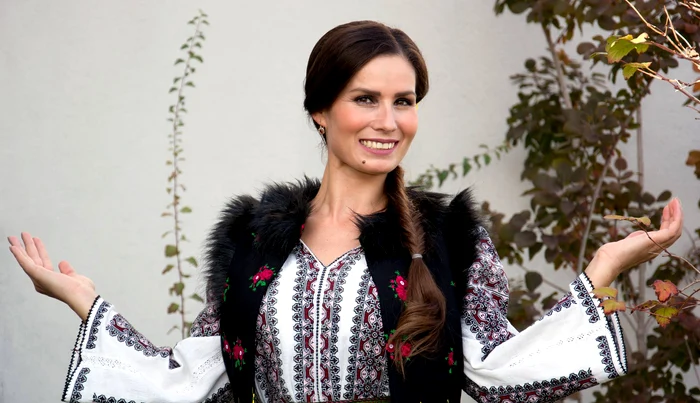 Daniela Ploia a decis să devină asistentă medicală după ce i-a murit tatăl / foto: arhiva Click!