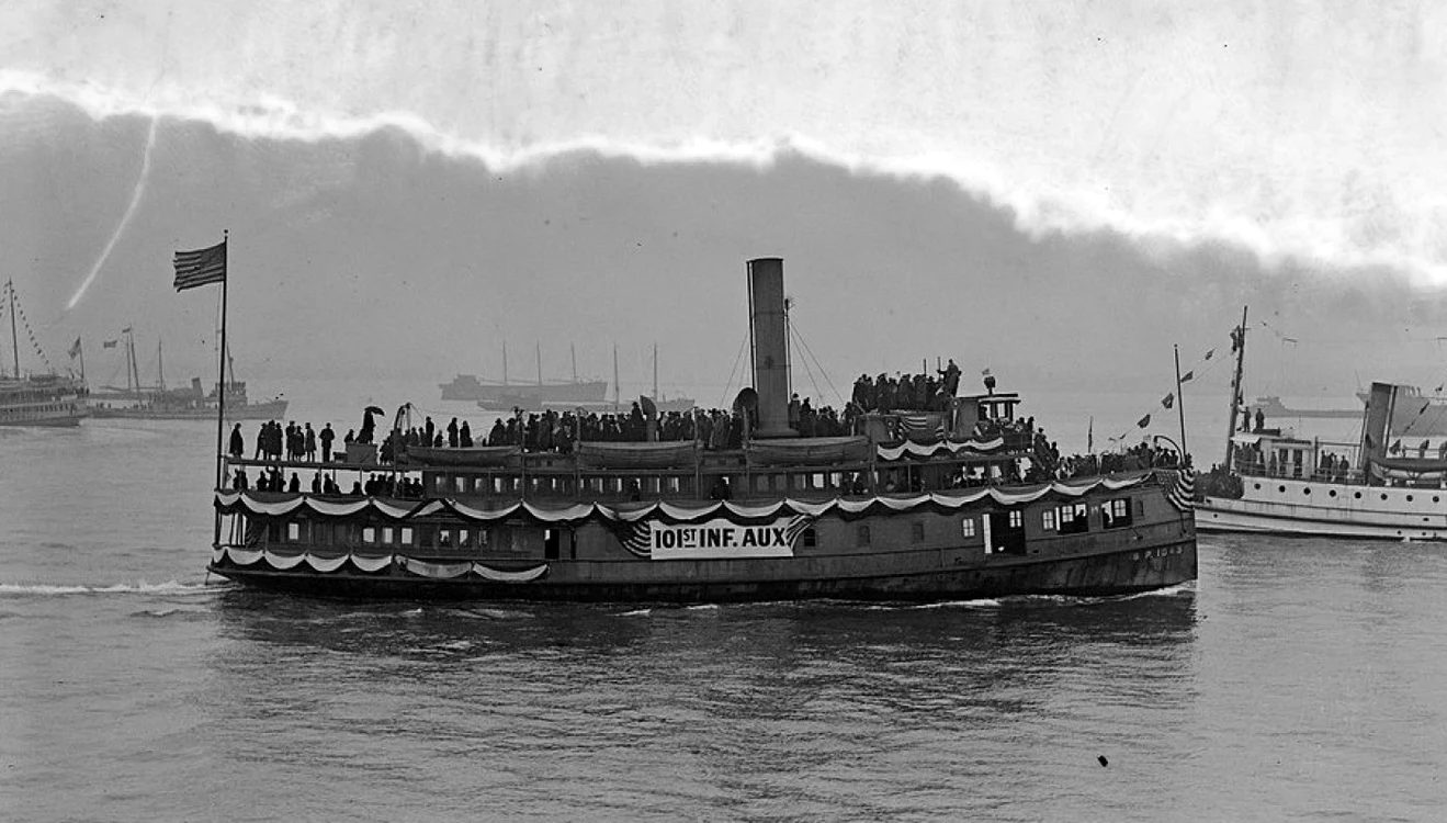 hotelul yankee de pe ferryboat foto yankeeferry.nyc