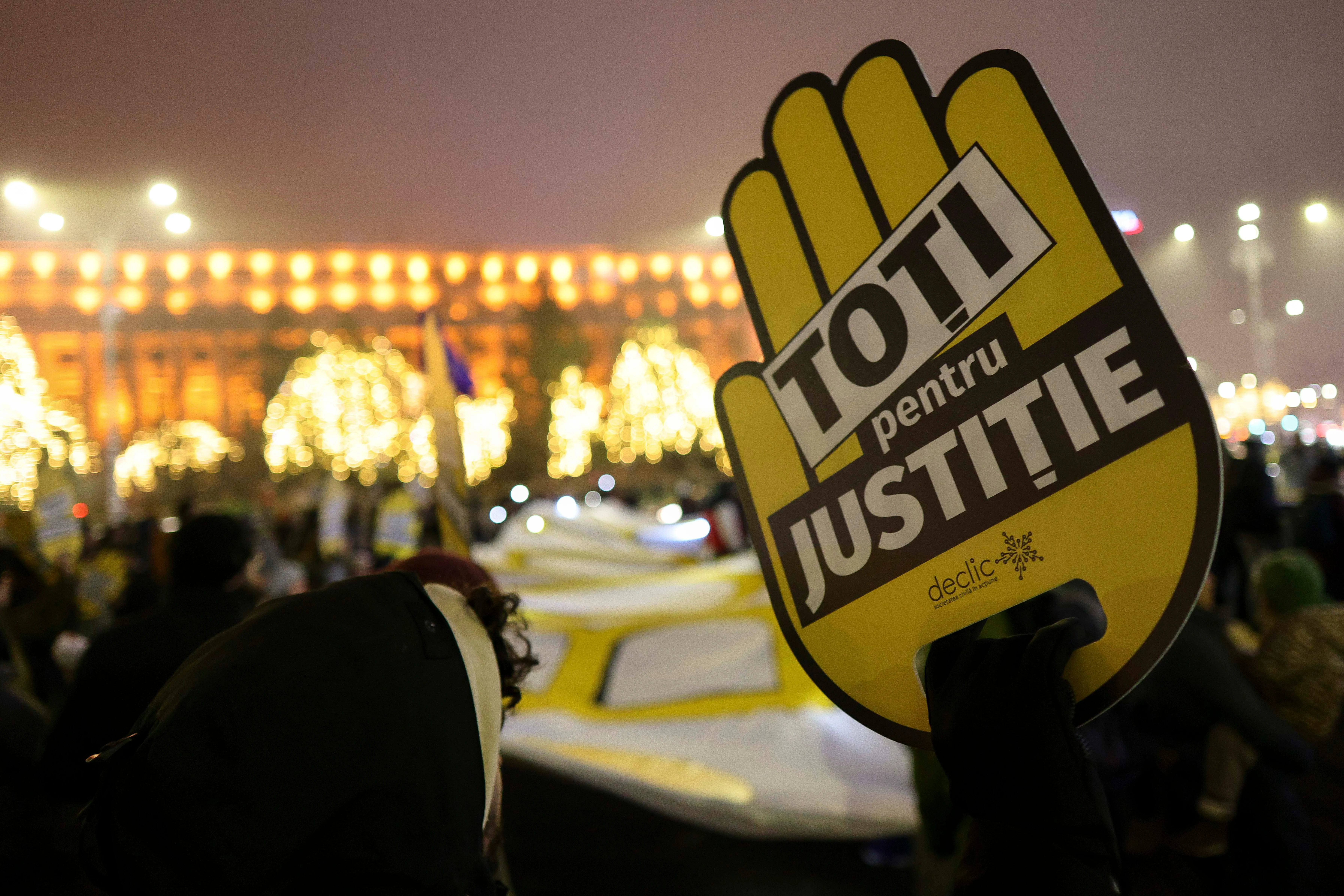 Mai multe ONG-uri vor să ceară la Bruxelles reintroducerea MCV. Ce ar însemna asta pentru România