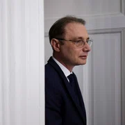 Întâlnirea prim-ministrului desemnat, Luca Niculescu, cu reprezentantii USR, în București, 12 octombrie 2026