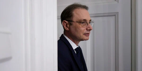 Întâlnirea prim-ministrului desemnat, Luca Niculescu, cu reprezentantii USR, în București, 12 octombrie 2026