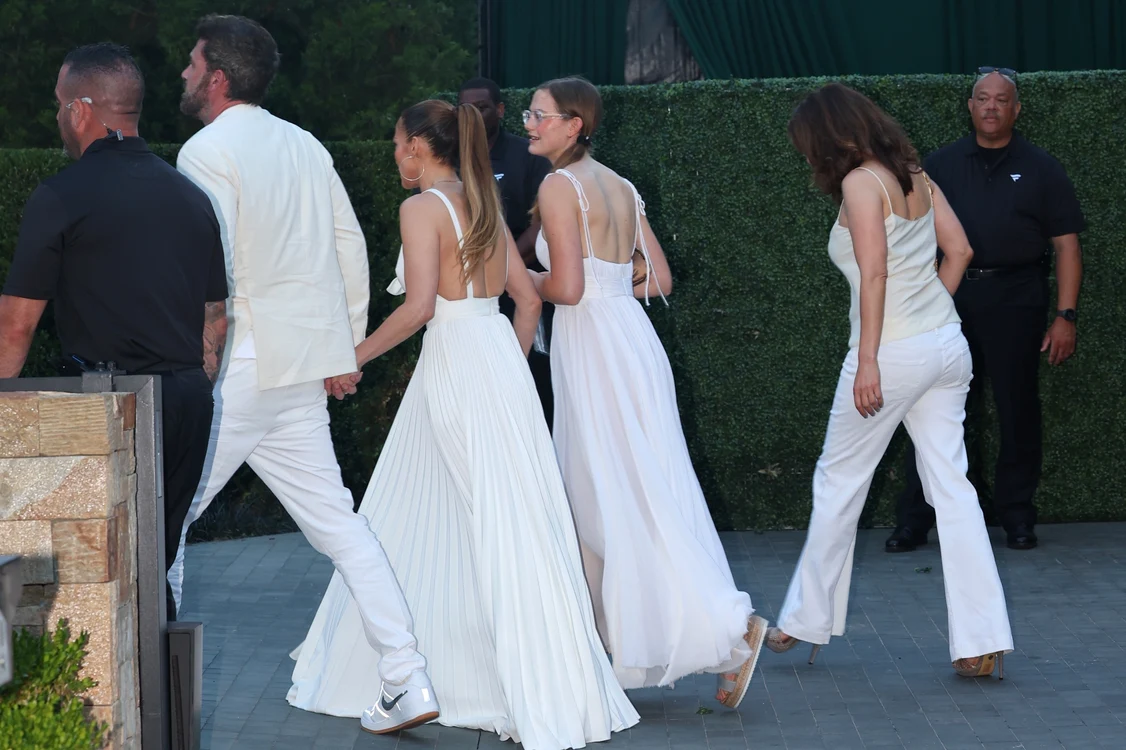 Bennifer white party în Hamptons, Foto Profimedia (3) jpg