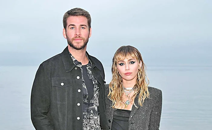 Miley Cyrus, de 26 de ani, l-a părăsit pe Liam Hemsworth, de 29 de ani, în august