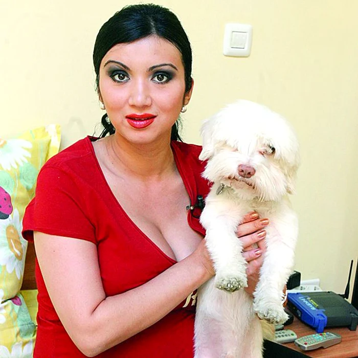 Bijou însoţeşte familia Prigoană în toate călătoriile acesteia prin ţară