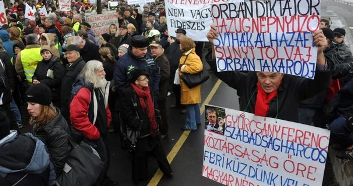 Miting împotriva legilor pe care vrea să le impună premierul Viktor Orban