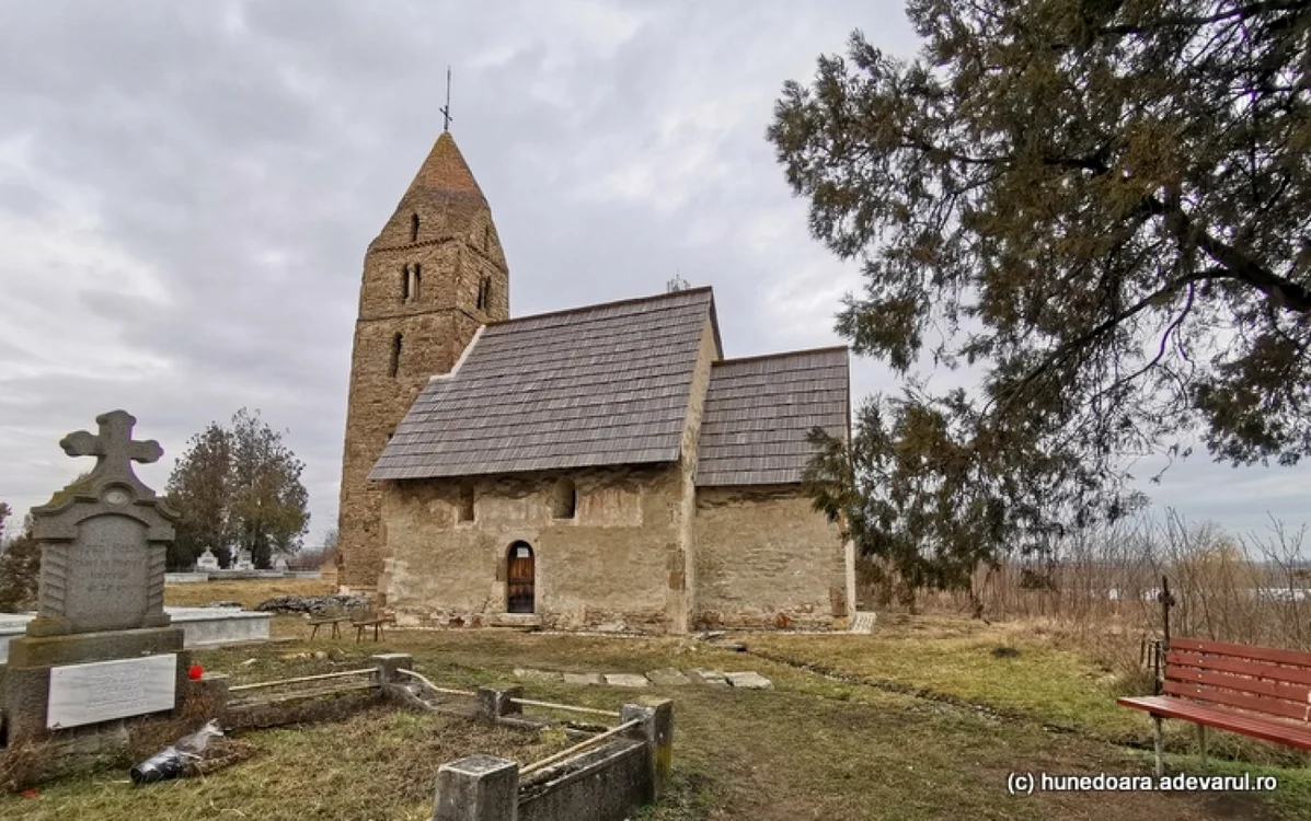 Biserica medievală Strei. Foto: Daniel Guță
