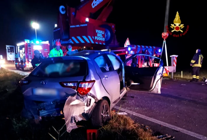 accident italia foto brigada de pompieri 