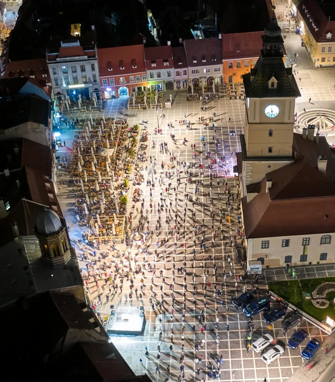 Brasovul în noaptea de Înviere FOTO Allen Coliban