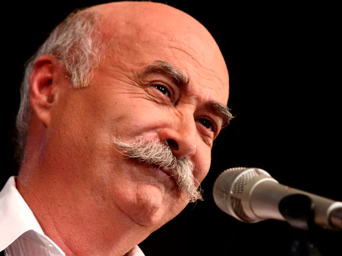 Tudor Gheorghe concertează la Casa Tineretului 