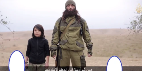 isis executie spioni rusi -copil FOTO Twitter